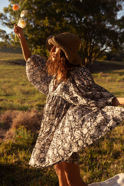 Kyra Mini Dress ~ Pepper